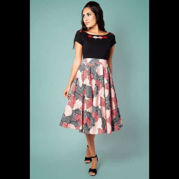 Voodoo Vixen Beach Umbrella Isabella Circle Skirt - Picture 1 of 8